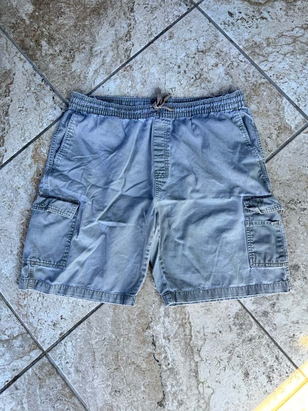 Ocean Pacific OP Mens Gray Cargo Shorts Size L Elastic Waist
